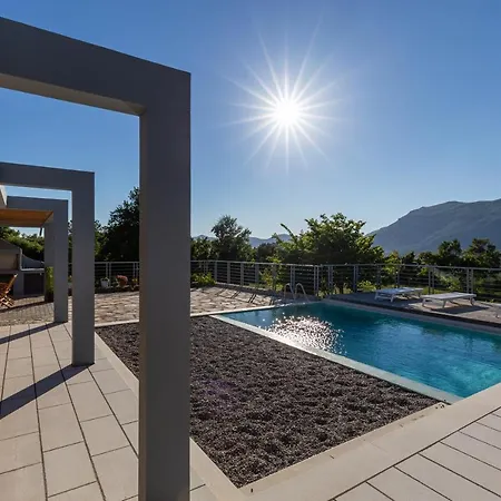 Dafni & Nikos Corfu Kato Korakiana