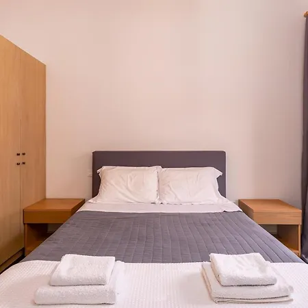 Dafni & Nikos Corfu * Kato Korakiana