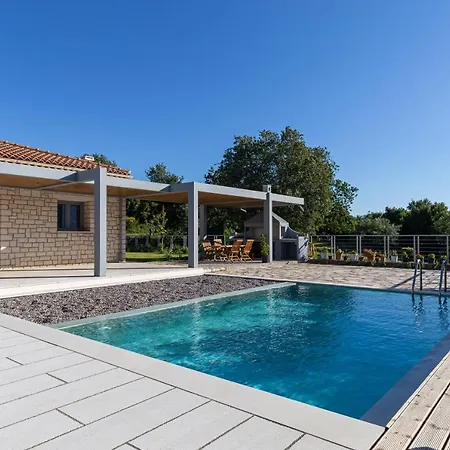 Villa Dafni & Nikos Corfu