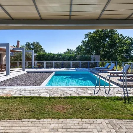 Dafni & Nikos Corfu Villa *