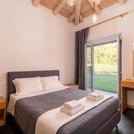 Dafni & Nikos Corfu Kato Korakiana