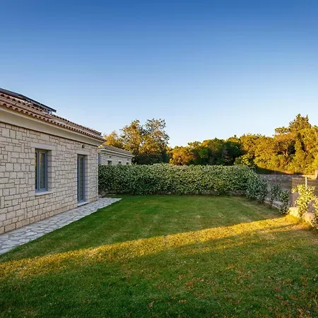 Βίλα Dafni & Nikos Corfu *