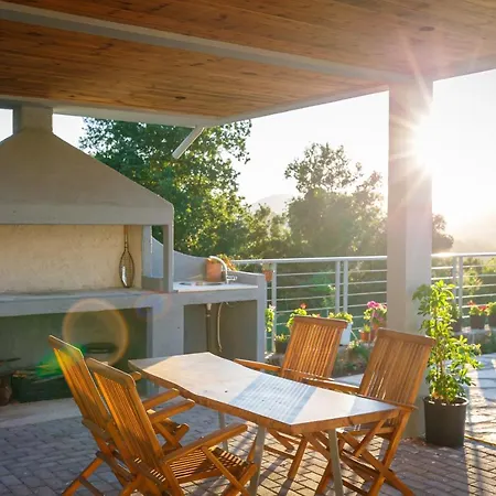 Dafni & Nikos Corfu * Kato Korakiana