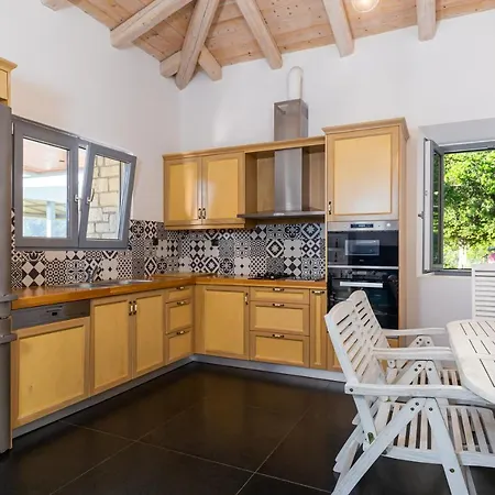 Dafni & Nikos Corfu Villa Kato Korakiana