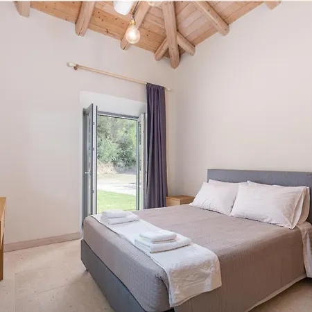 Dafni & Nikos Corfu Villa *