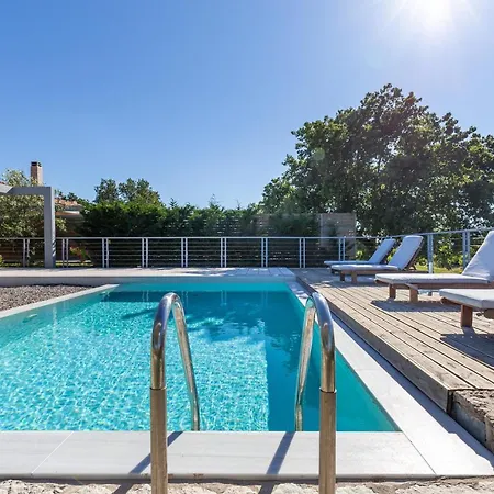 Dafni & Nikos Corfu *